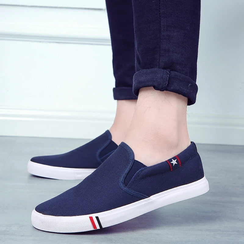 Men's Classic Canvas Casual Lazy Shoes Moccasin Fashion.